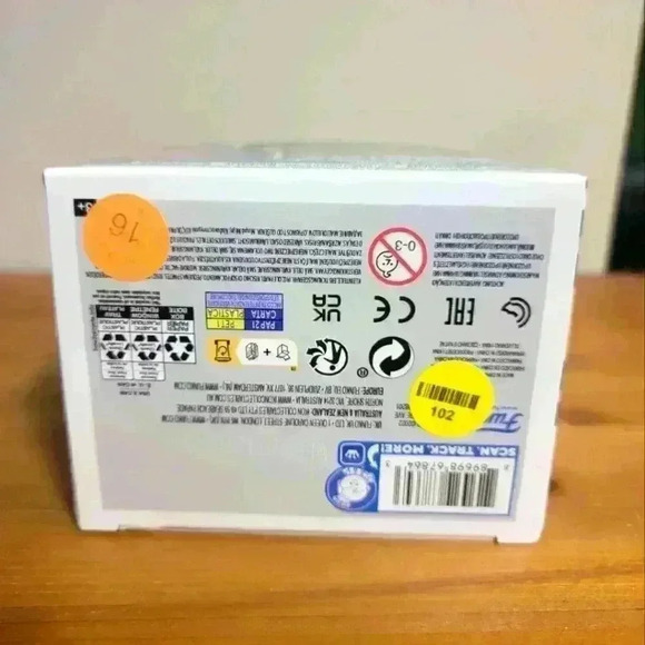 Funko pop luck 1289 Sam as Leprechaun - Picture 5 of 6